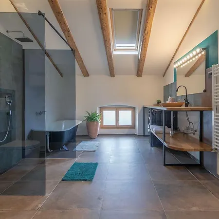 Bjork Apartment